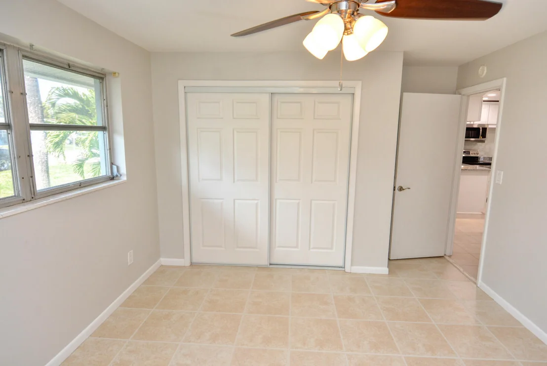 Photo of 411 SE Fini Drive