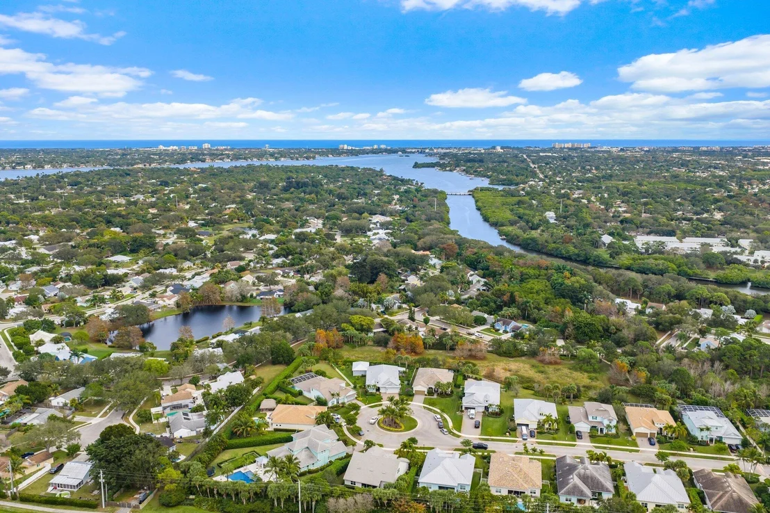 Photo of 139 Shores Pointe Drive
