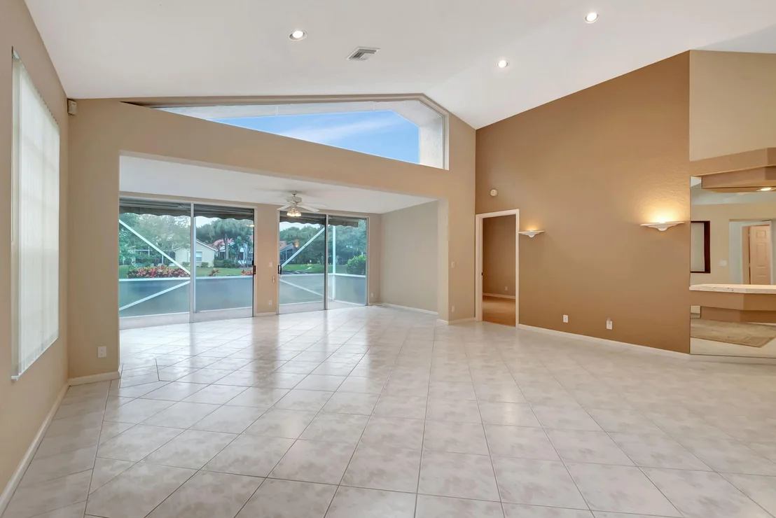 Photo of 11081 Springbrook Circle