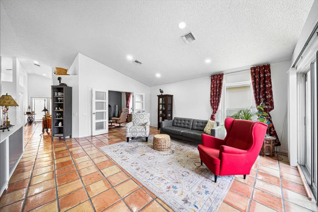 Photo of 6087 Bay Isles Drive