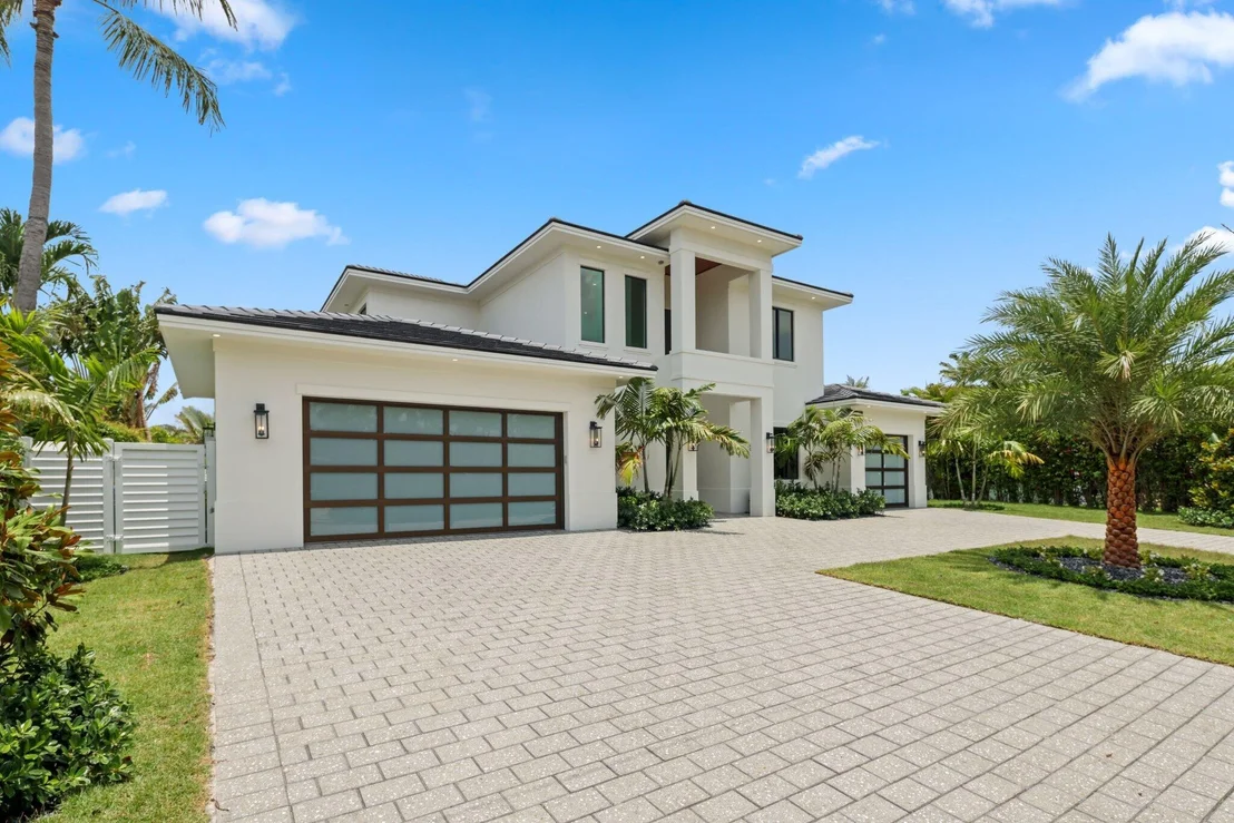 Photo of 1160 Emerald Drive