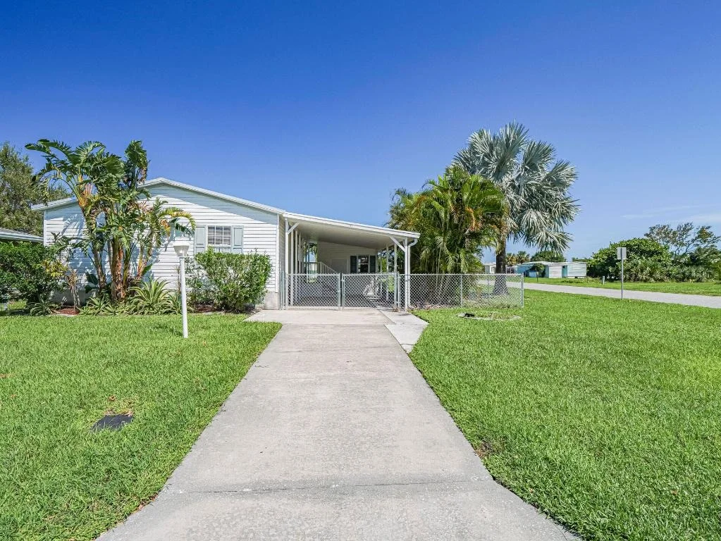 Photo of 1145 Wren Circle