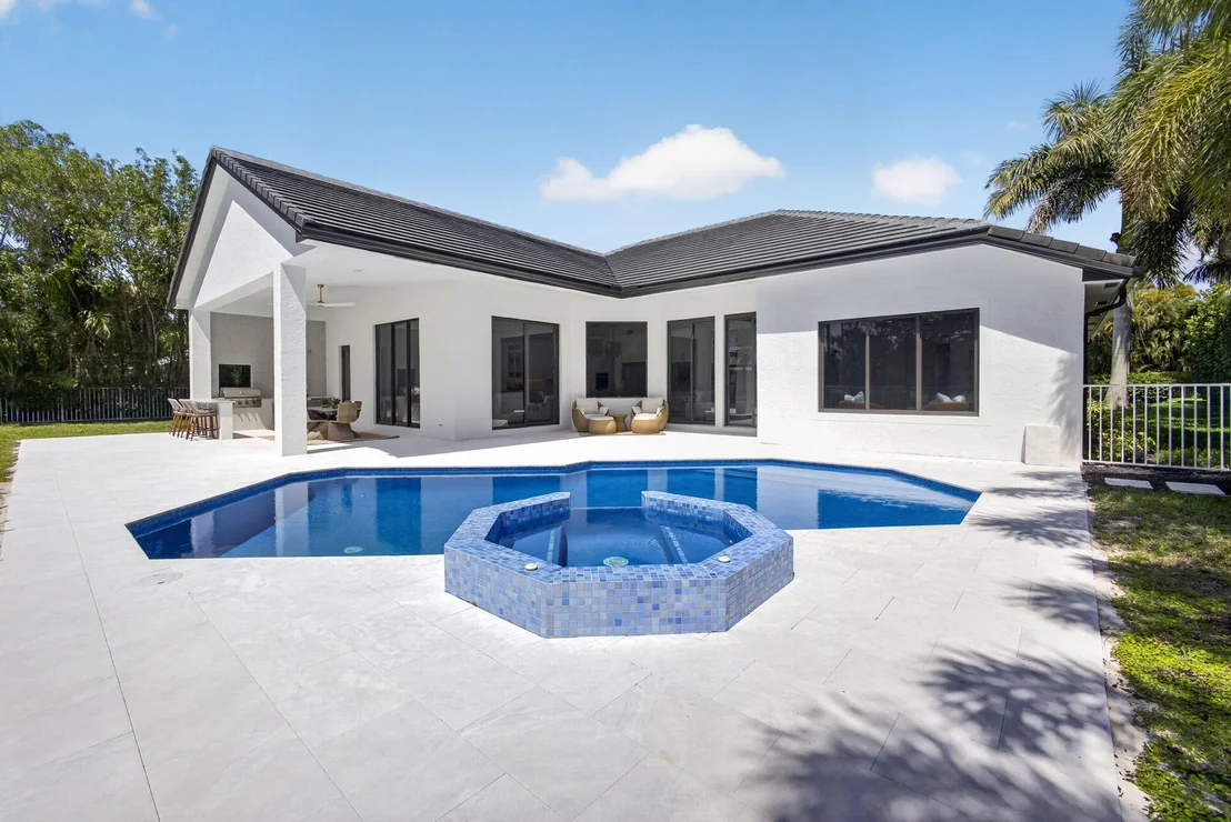 Photo of 2725 Seneca Circle