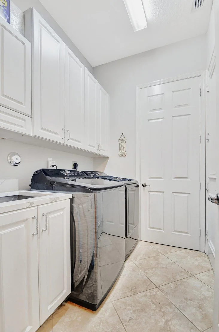Photo of 6929 Watertown Drive