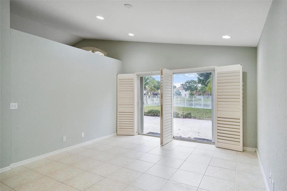 Photo of 4692 Saint Simon Drive