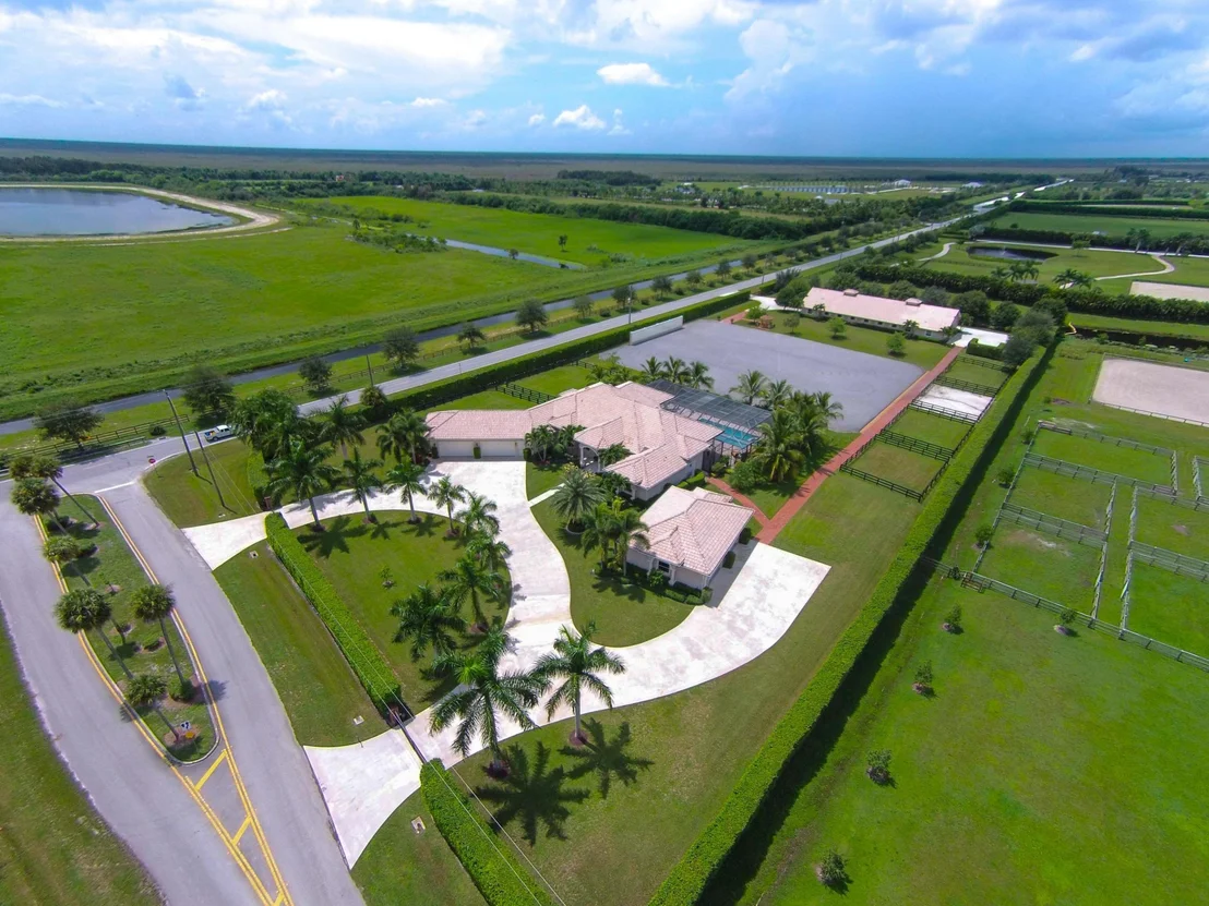 Photo of 4985 Stables Way