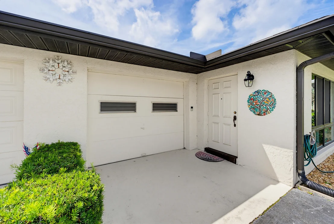 Photo of Unit APTB at 4854 Equestrian Circle