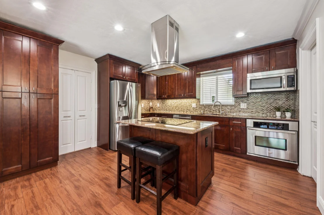 Photo of 136 Lucina Drive