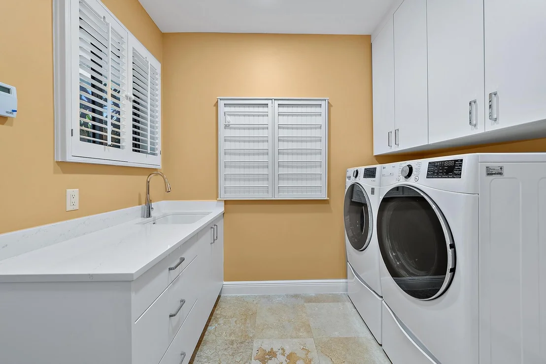 Photo of 18371 SE Lakeside Drive