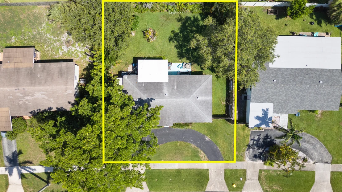 Photo of 541 Ebbtide Drive