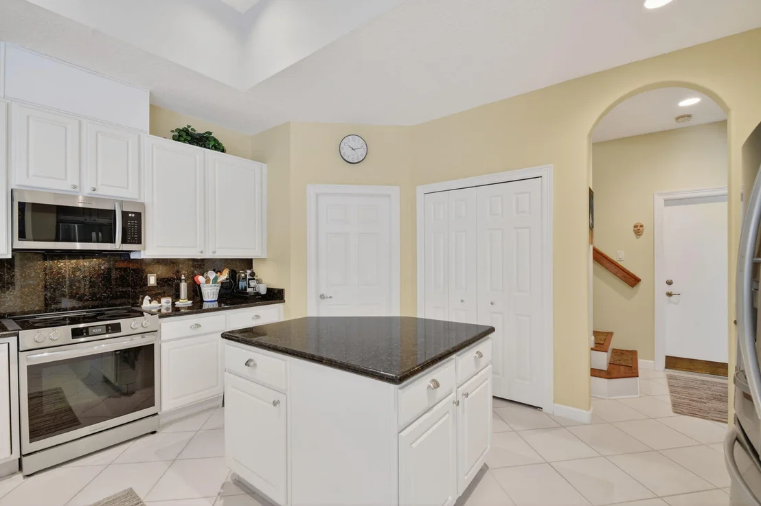 Photo of 7039 Brunswick Circle
