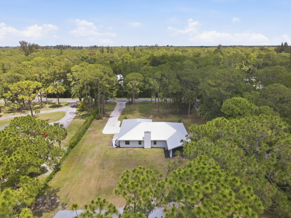 Photo of 9662 Whippoorwill Trail