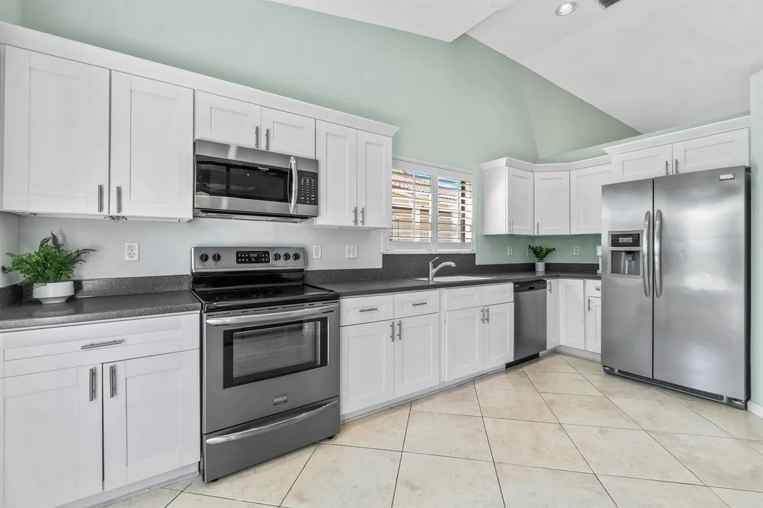 Photo of 900 Windermere Way