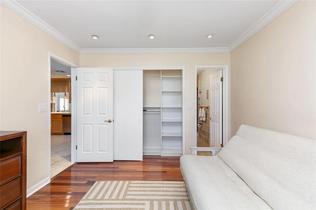 Photo of 270 SE 7th Street