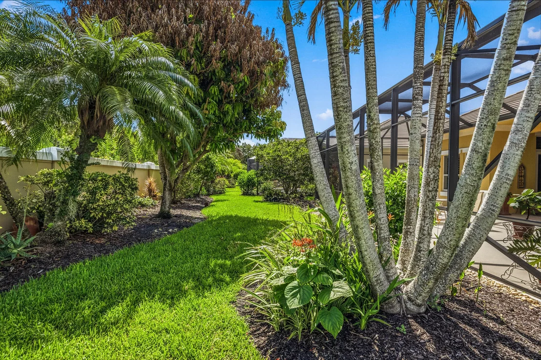 Photo of 1065 RIVER WIND Circle