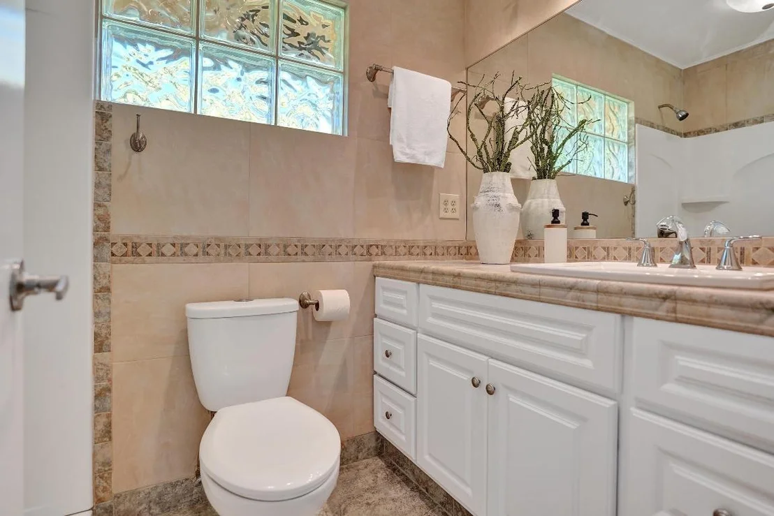 Photo of 1286 Audubon Boulevard