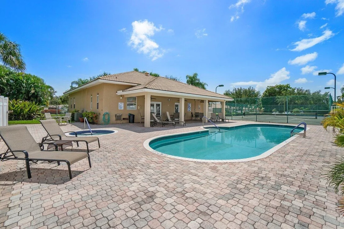 Photo of 5530 Grande Palm Circle