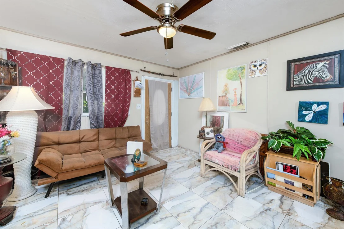 Photo of 1714 Edgevale Road