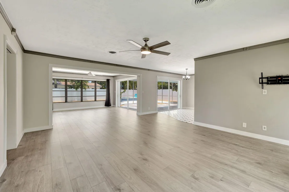 Photo of 1233 SE 12th Terrace