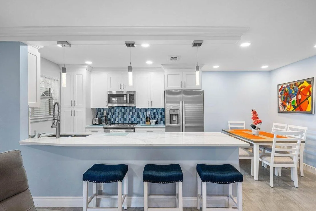 Photo of Unit D at 437 High Point Boulevard