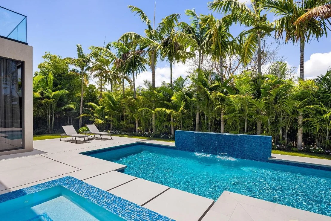 Photo of 1955 Thatch Palm Drive