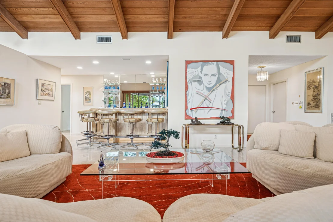Photo of 5104 Pineview Circle