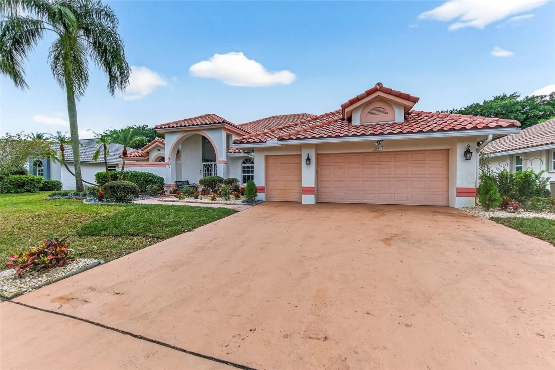 Photo of 10405 Canoe Brook Circle