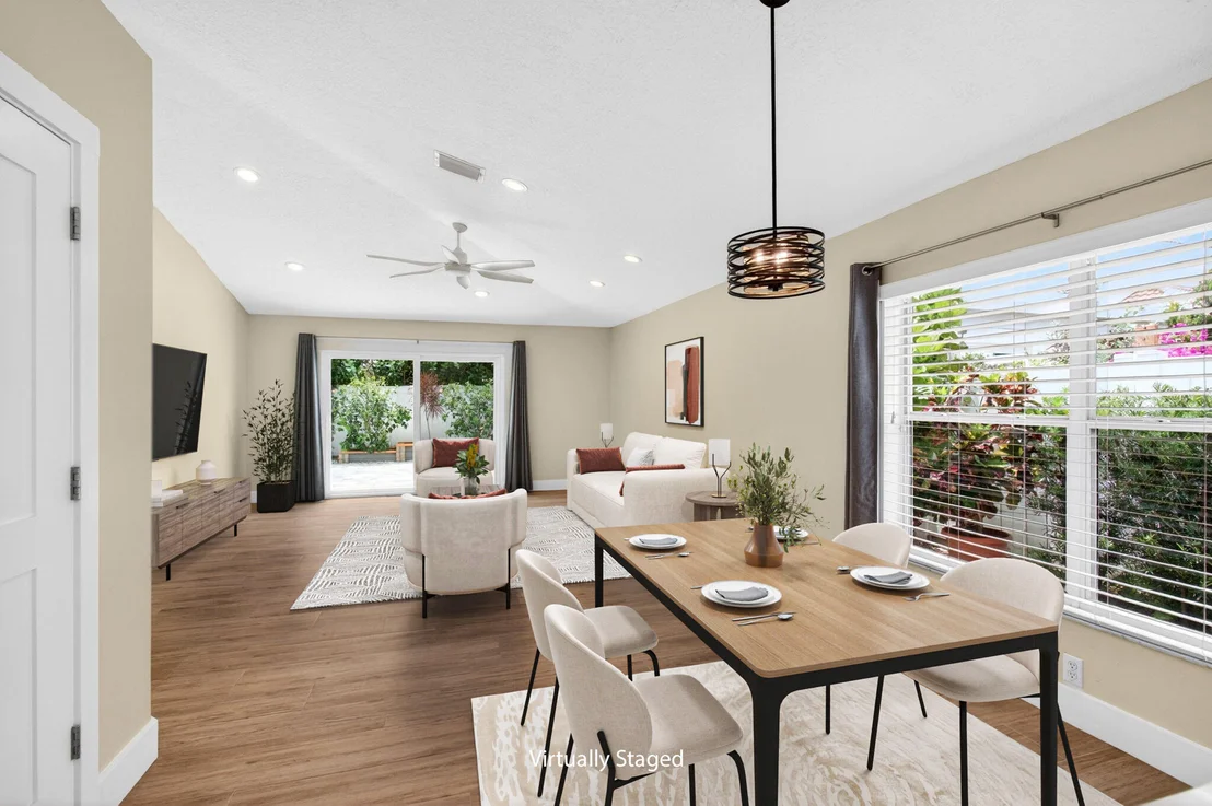 Photo of 1142 Canoe Point