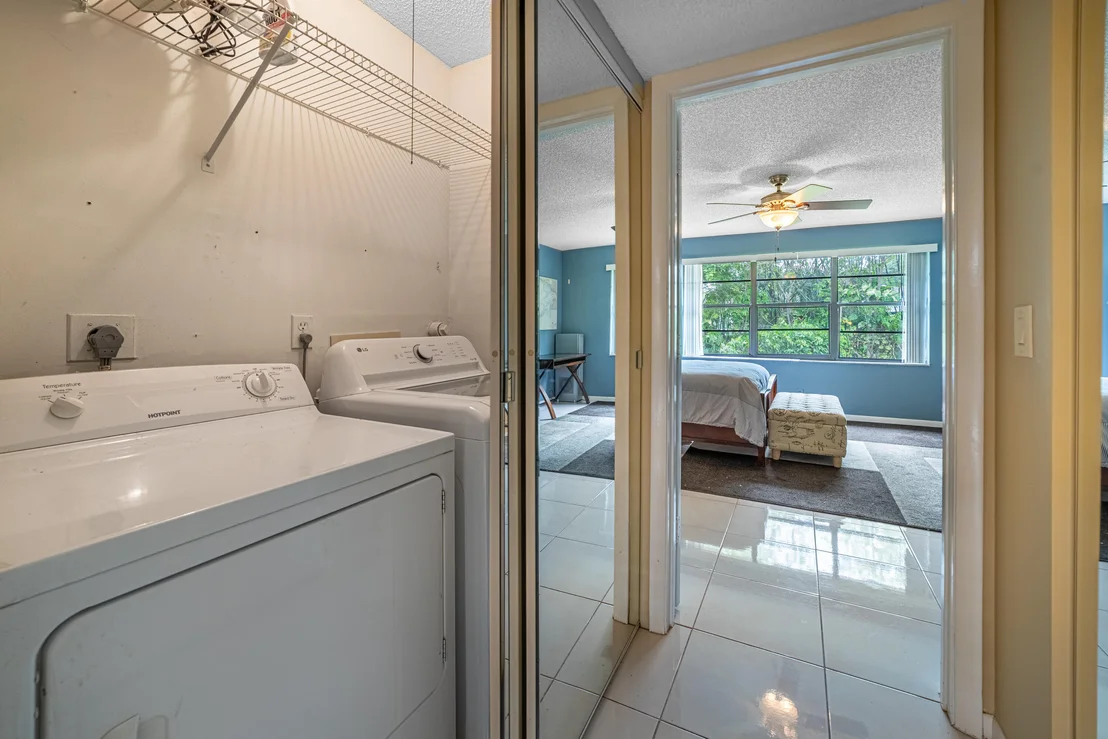 Photo of Unit B at 14200 Nesting Way