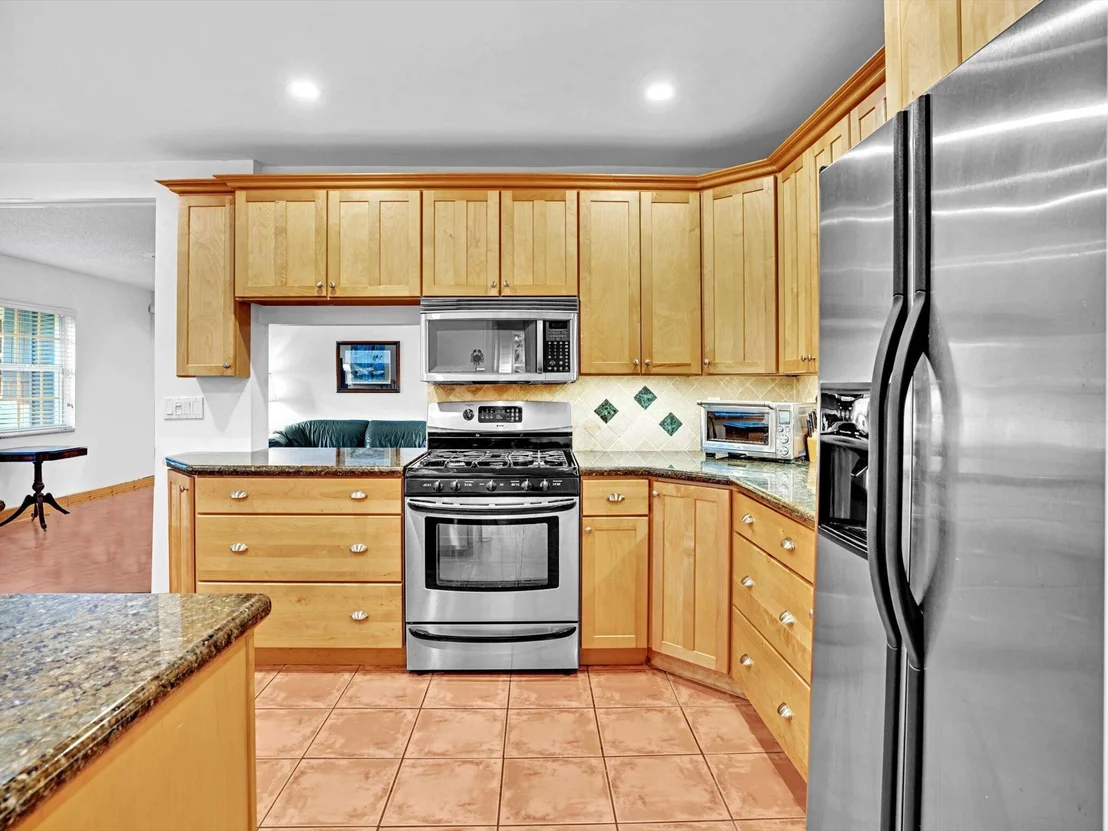 Photo of 3204 Lakeview Drive