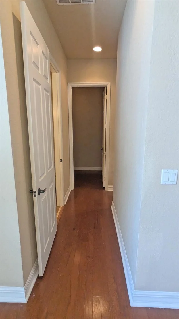 Photo of 5571 57 Way