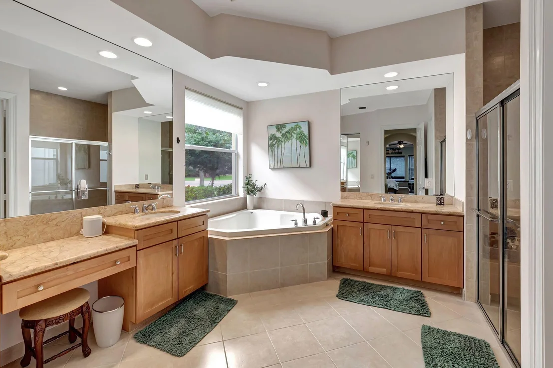 Photo of 10796 Castle Oak Drive