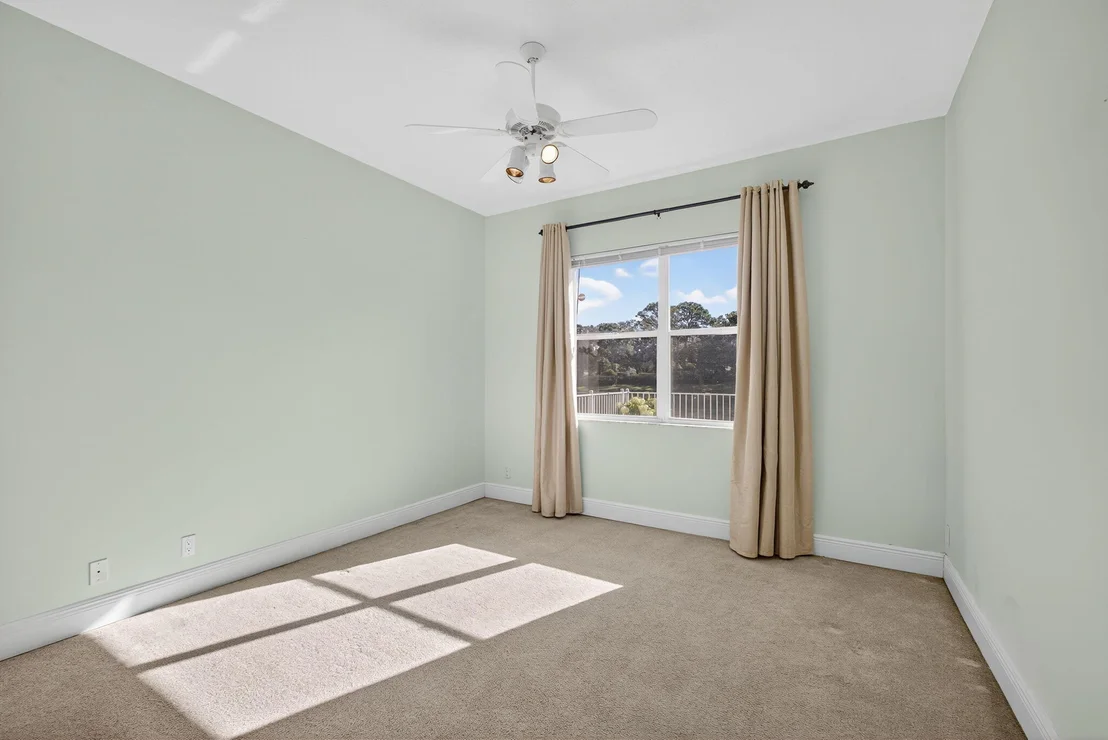Photo of 111 N River Drive W