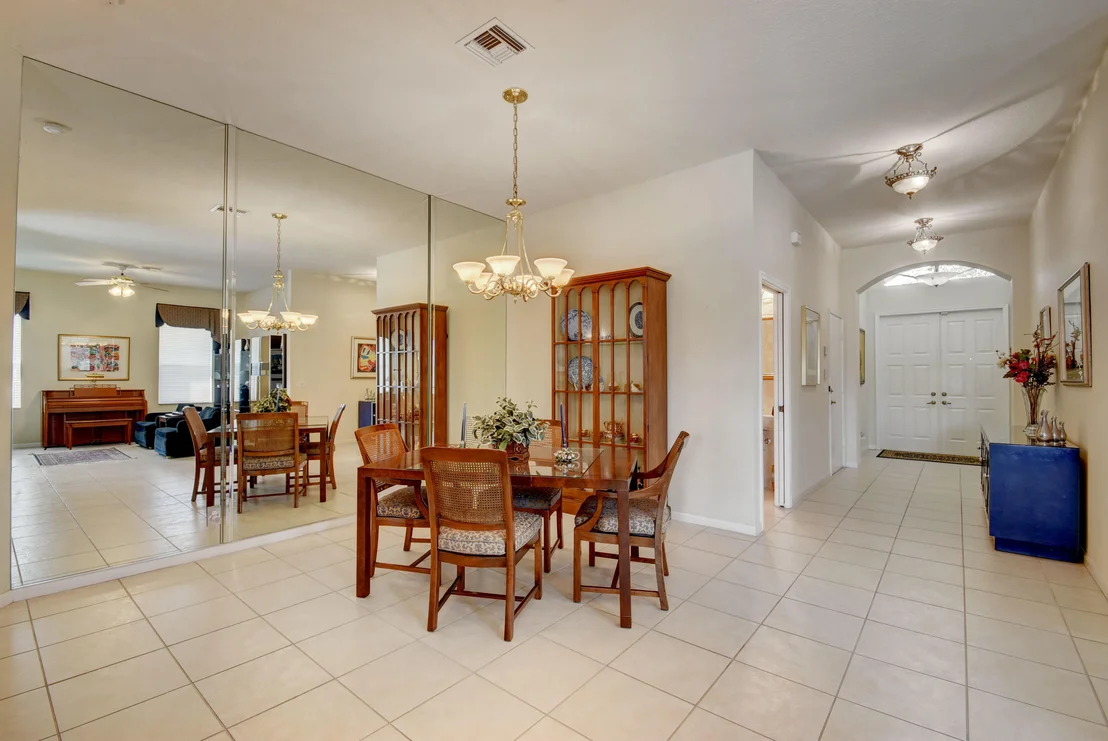 Photo of 7046 Haviland Circle