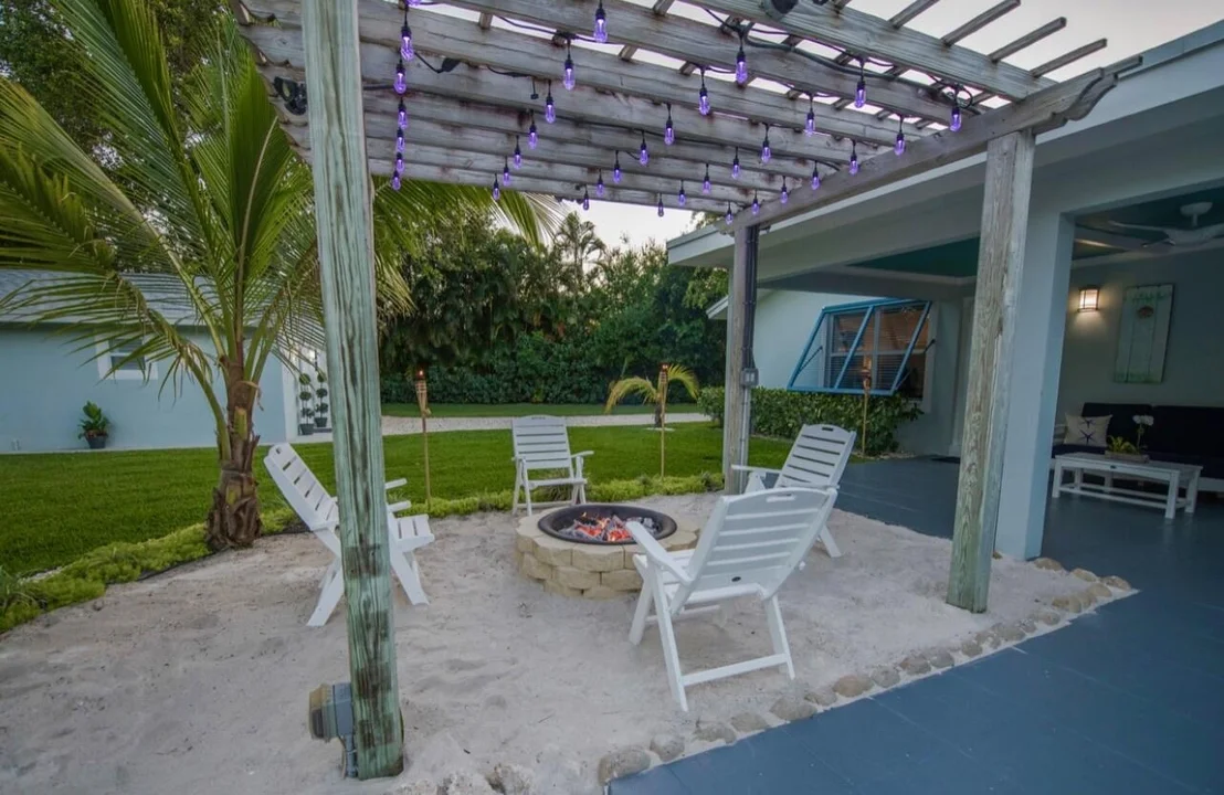 Photo of 18128 Palm Point Drive
