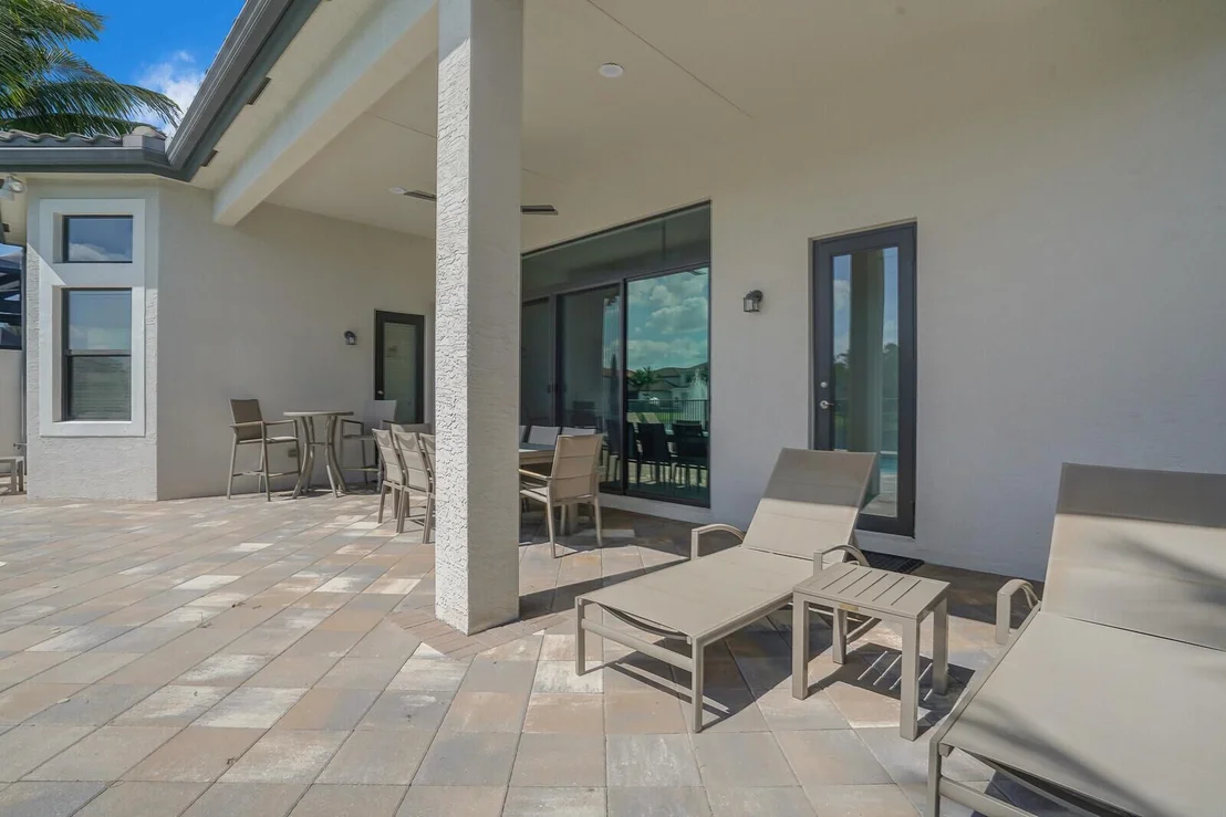Photo of 9782 Bozzano Drive