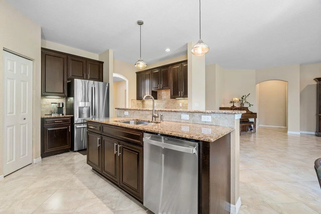 Photo of 10576 Longleaf Lane