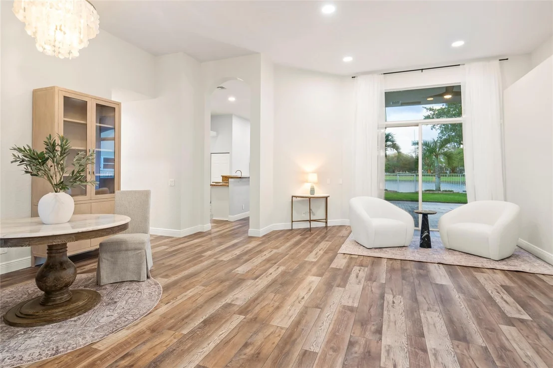 Photo of 950 Marina Drive