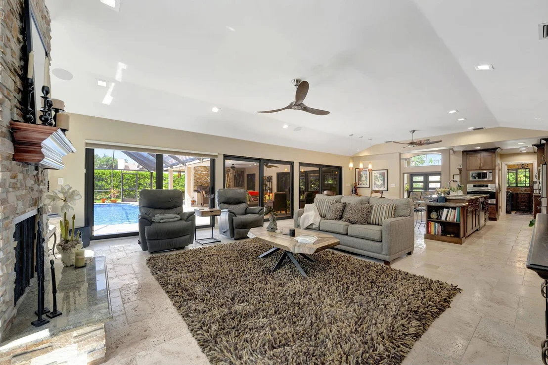 Photo of 3070 Equestrian Drive
