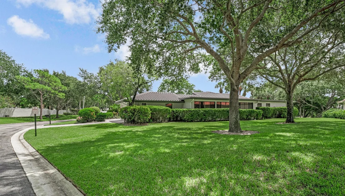 Photo of 14 Bristol Circle