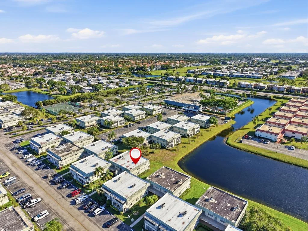 Photo of 710 Monaco O