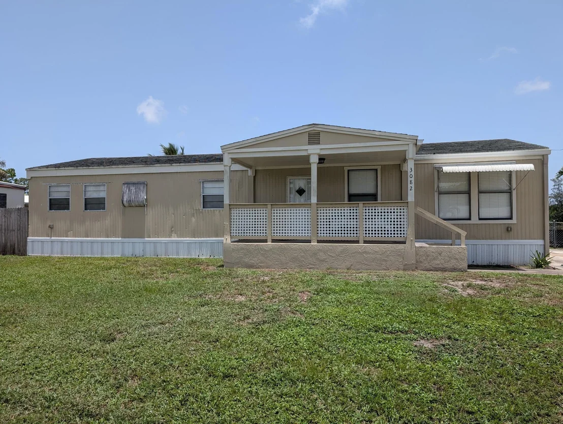 Photo of 3082 Hibiscus Circle