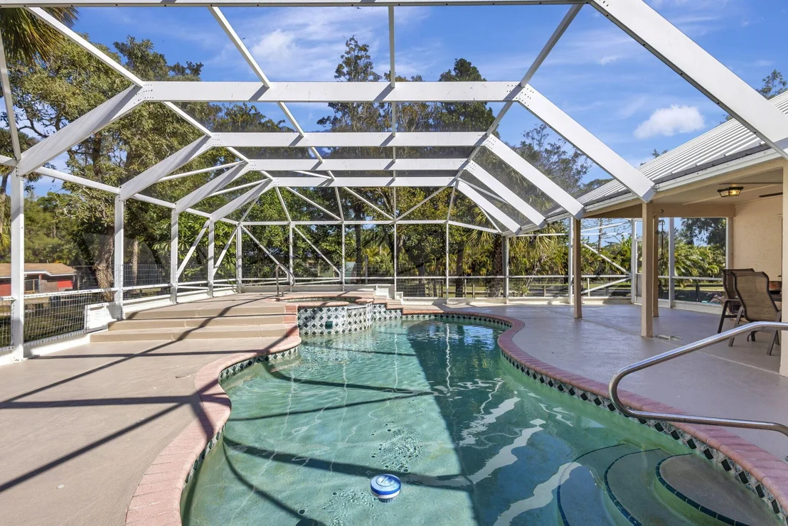 Photo of 4783 Windmill Road