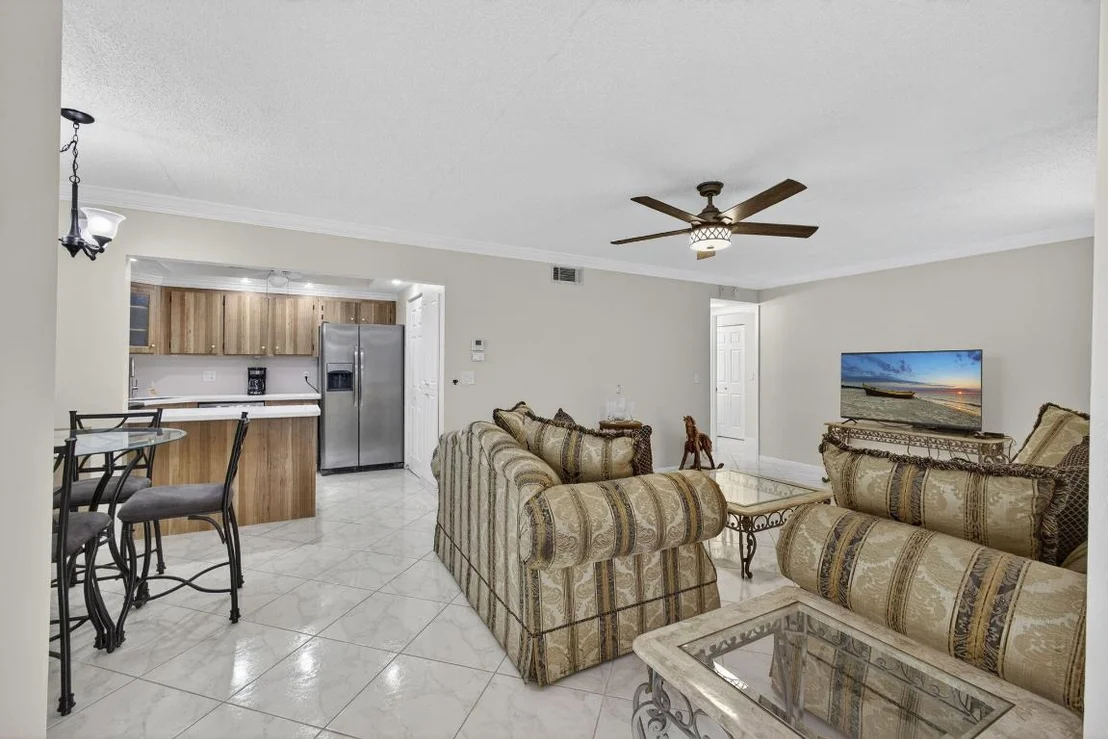 Photo of Unit D1 at 309 Knotty Pine Circle