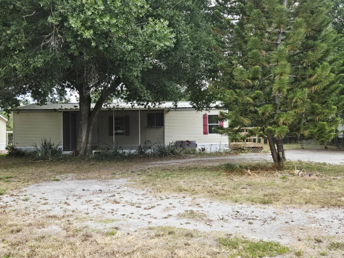 Photo of 5639 NE 4th Lane