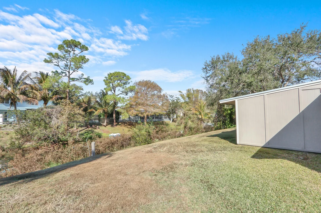 Photo of 8074 SE River Lane