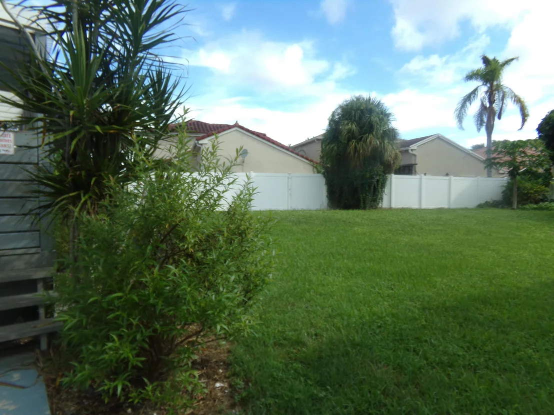 Photo of 3965 Sheraton Circle