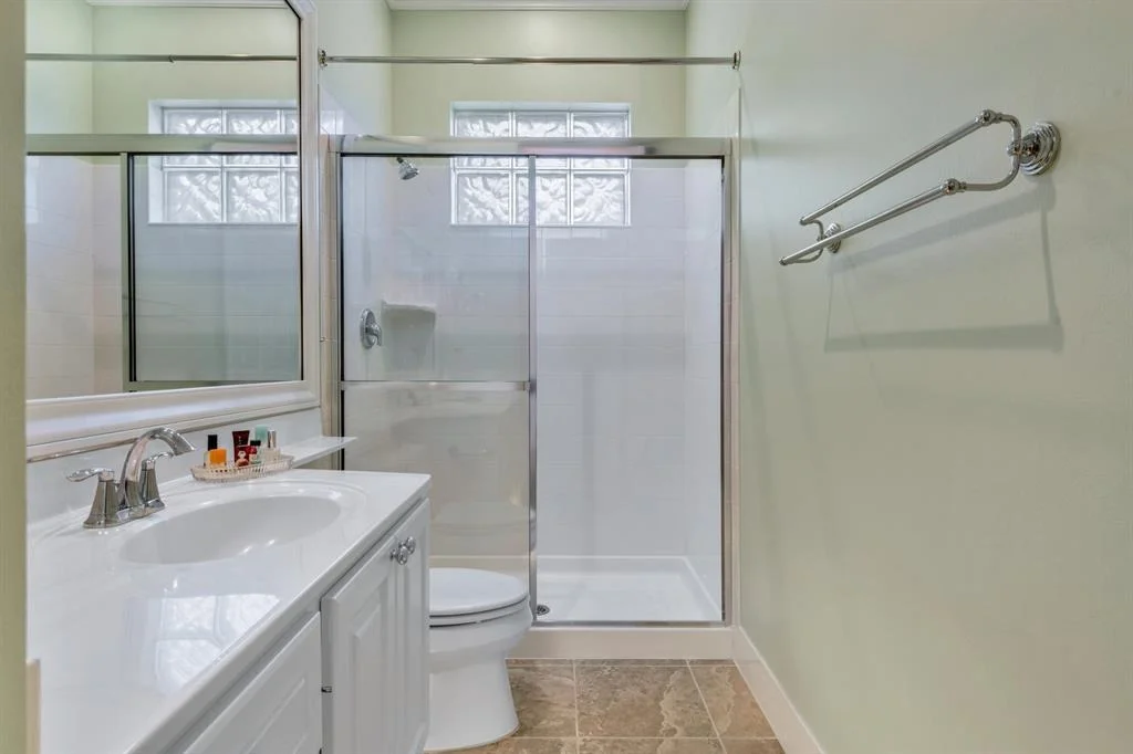 Photo of 1811 W Community Drive