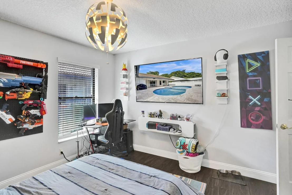 Photo of 3985 NW 73rd Way
