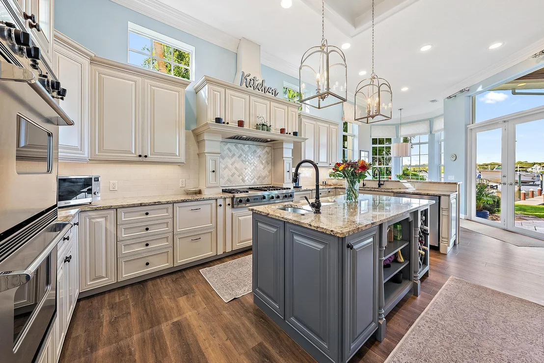 Photo of 18137 Palm Point Drive